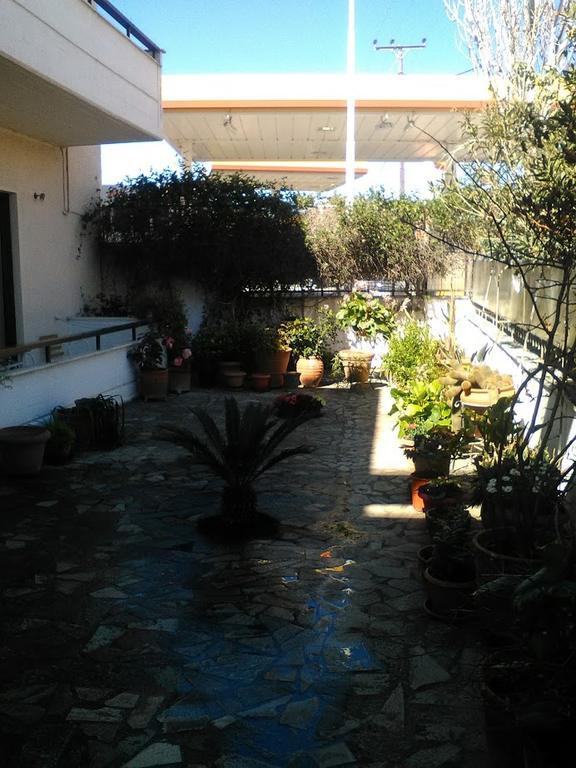 Aparthotel Iliahtides Amarynthos Exterior photo