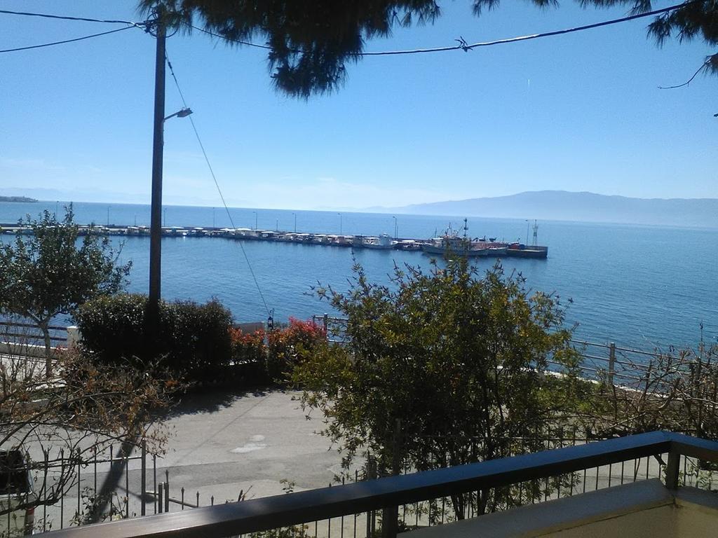 Aparthotel Iliahtides Amarynthos Exterior photo