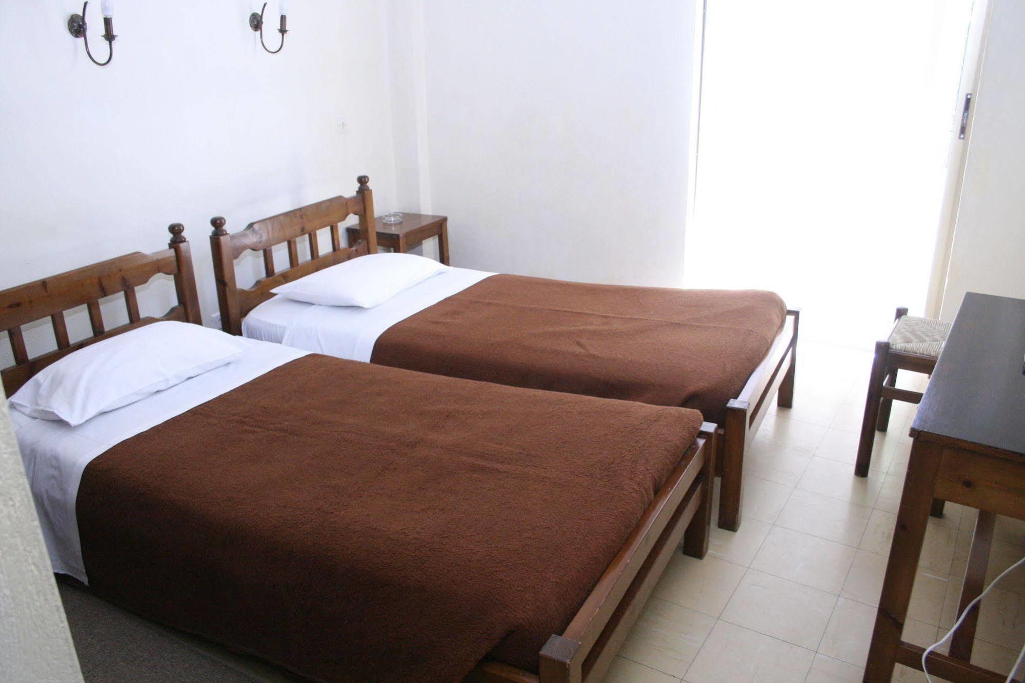 Aparthotel Iliahtides Amarynthos Exterior photo